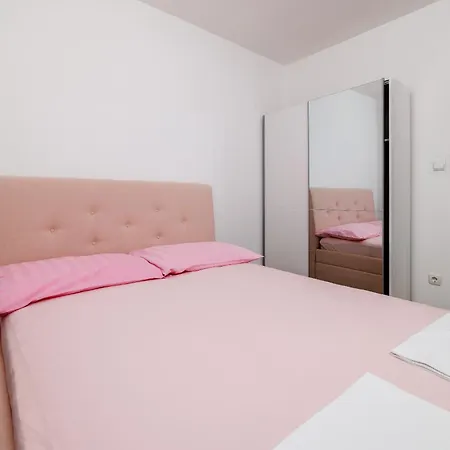 アパート Mediteran ツリクヴェニツァ